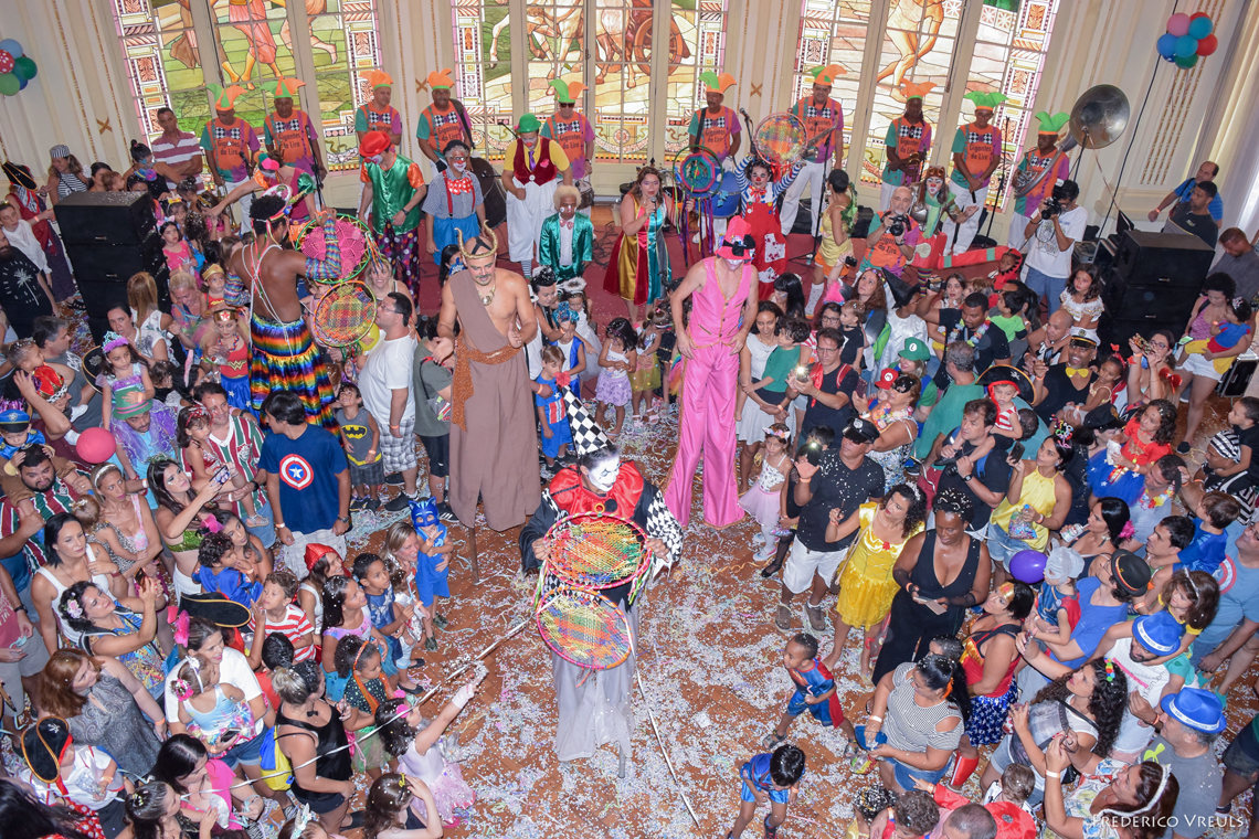 Chegou o Carnaval: confira os bailinhos infantis para cair na folia em família